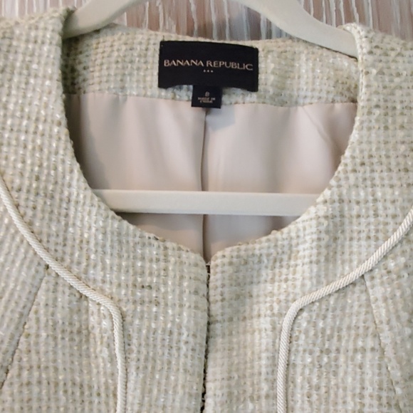 Banana Republic classic jacket style. - Picture 2 of 4